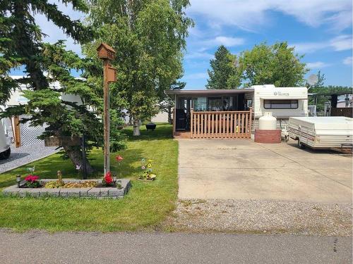 544 Carefree Resort, Rural Red Deer County, AB 