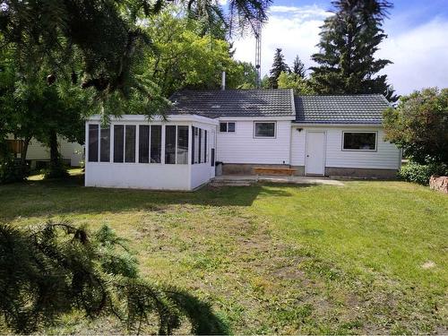 244 4 Avenue South, Big Valley, AB - Outdoor