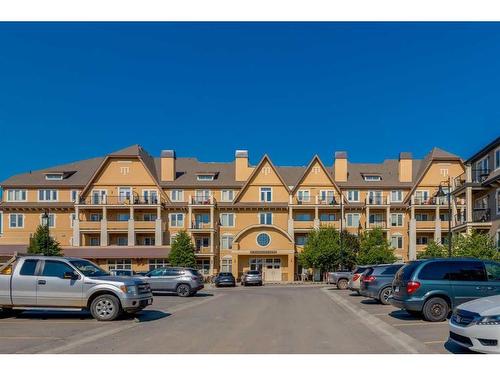 318-10 Mahogany Mews Se, Calgary, AB - Outdoor With Balcony With Facade