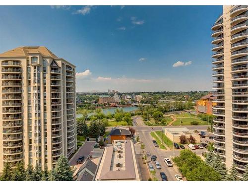 1114-1111 6 Avenue Sw, Calgary, AB - Outdoor With Balcony With Facade