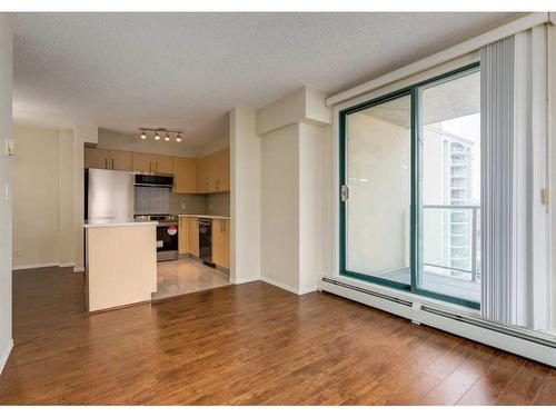 1114-1111 6 Avenue Sw, Calgary, AB - Indoor Photo Showing Kitchen