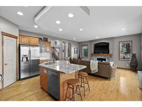 135 Chapman Circle Se, Calgary, AB - Indoor Photo Showing Kitchen With Double Sink