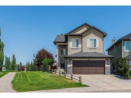 135 Chapman Circle Se, Calgary, AB - Outdoor With Facade