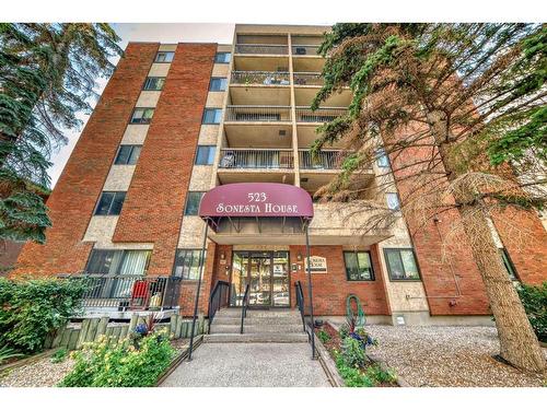 205-523 15 Avenue Sw, Calgary, AB - Outdoor With Balcony