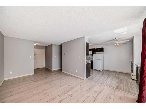 205-523 15 Avenue Sw, Calgary, AB - Indoor