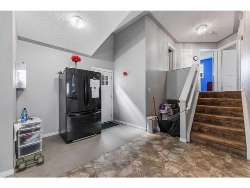 32 Martinwood Way Ne, Calgary, AB - Indoor Photo Showing Other Room