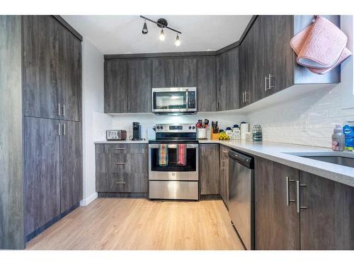 118 Falmere Way Ne, Calgary, AB - Indoor Photo Showing Kitchen With Stainless Steel Kitchen With Upgraded Kitchen