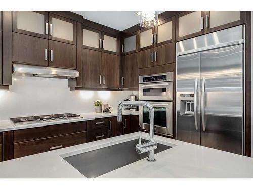 2442 32 Avenue Sw, Calgary, AB - Indoor Photo Showing Kitchen With Stainless Steel Kitchen With Upgraded Kitchen