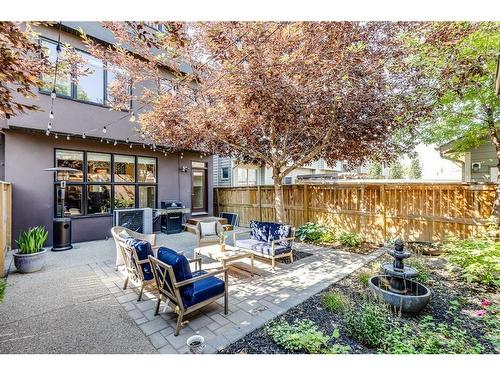 2442 32 Avenue Sw, Calgary, AB - Outdoor