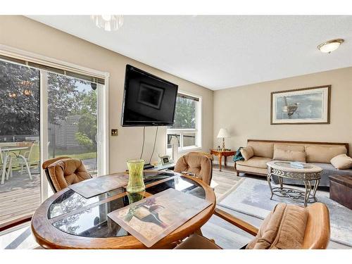 166 Harvest Rose Circle Ne, Calgary, AB - Indoor Photo Showing Living Room