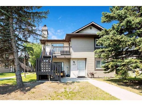 11035 24 Street Sw, Calgary, AB - Outdoor With Facade