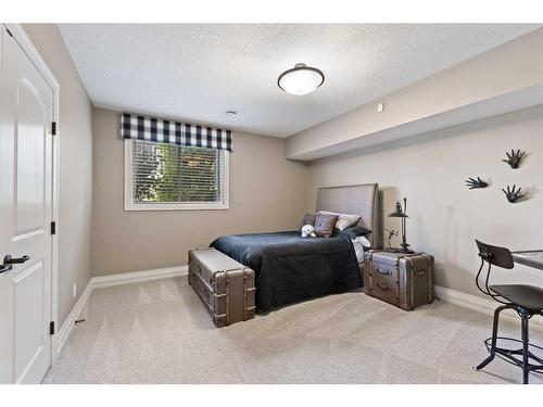 113 Silverado Crest Landing Sw, Calgary, AB - Indoor Photo Showing Bedroom