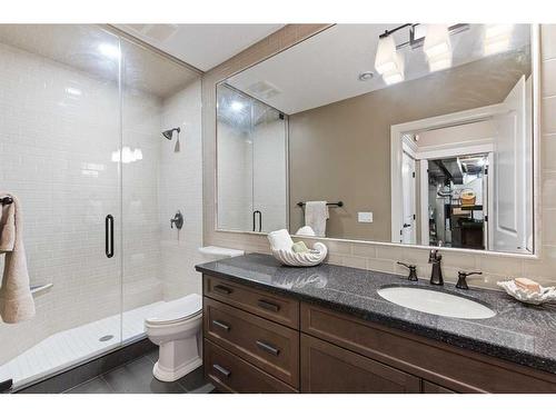 113 Silverado Crest Landing Sw, Calgary, AB - Indoor Photo Showing Bathroom