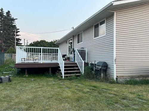 1196 16 Avenue, Didsbury, AB - Outdoor With Deck Patio Veranda