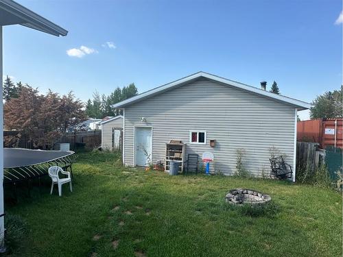 1196 16 Avenue, Didsbury, AB - Outdoor With Exterior