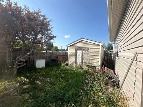 1196 16 Avenue, Didsbury, AB - Outdoor