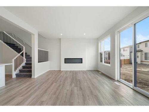 49 Royston Terrace Nw, Calgary, AB - Indoor