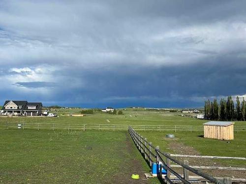 265168 Range Road 44, Rural Rocky View County, AB - Indoor Photo Showing Garage