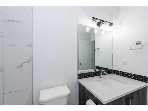 1020 Iron Landing Way, Crossfield, AB - Indoor Photo Showing Bathroom