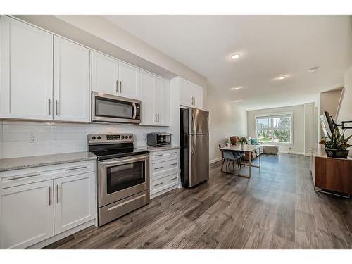 116 Carrington Boulevard Nw, Calgary, AB - Indoor Photo Showing Kitchen