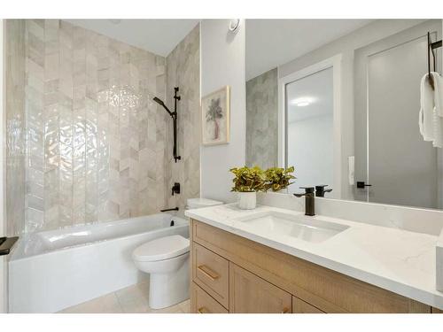 49 Rockhaven Green Nw, Calgary, AB - Indoor Photo Showing Bathroom