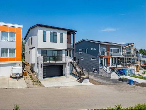 49 Rockhaven Green Nw, Calgary, AB - Outdoor With Balcony With Facade