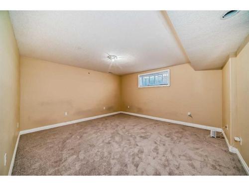 15 Saddleland Drive Ne, Calgary, AB - Indoor Photo Showing Other Room