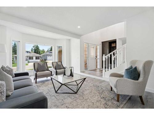 212 Edgebrook Gardens Nw, Calgary, AB - Indoor Photo Showing Living Room