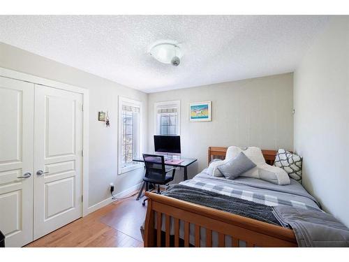 68 Tuscany Glen Road Nw, Calgary, AB - Indoor Photo Showing Bedroom