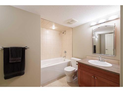 68 Tuscany Glen Road Nw, Calgary, AB - Indoor Photo Showing Bathroom