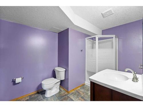 128 Tuscany Ravine Terrace Nw, Calgary, AB - Indoor Photo Showing Bathroom