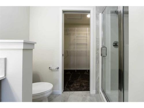 20 Corner Glen Road Ne, Calgary, AB - Indoor Photo Showing Bathroom