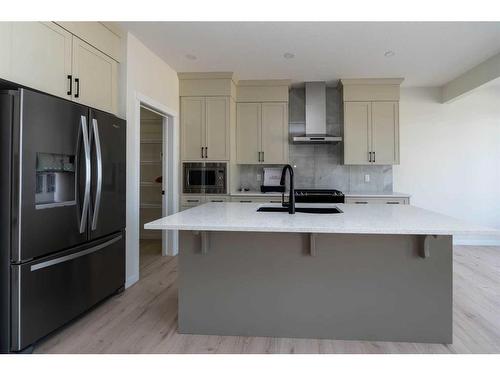 20 Corner Glen Road Ne, Calgary, AB - Indoor Photo Showing Kitchen