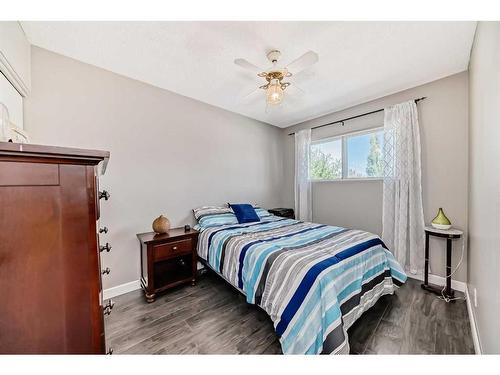 249 Acadia Drive Se, Calgary, AB - Indoor Photo Showing Bedroom