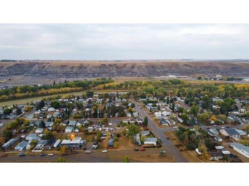 1220 Newcastle Trail, Drumheller, AB 