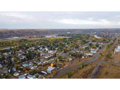 1220 Newcastle Trail, Drumheller, AB 