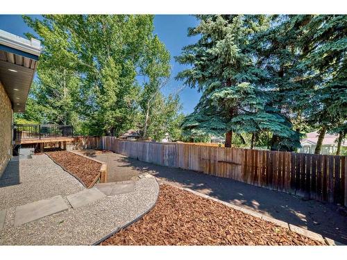 128 Cantrell Place Sw, Calgary, AB - Outdoor