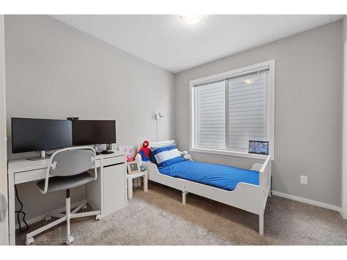 204-365 Redstone Walk Ne, Calgary, AB - Indoor Photo Showing Bedroom