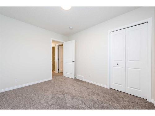 840 Midtown Drive, Airdrie, AB - Indoor Photo Showing Other Room