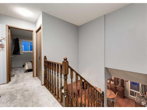 23 Cedarbrook Place Sw, Calgary, AB - Indoor Photo Showing Other Room