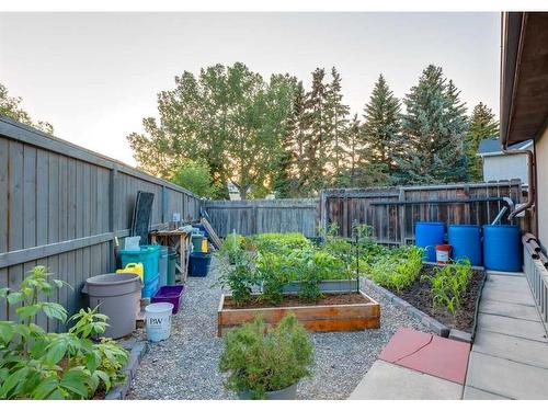 23 Cedarbrook Place Sw, Calgary, AB - Outdoor