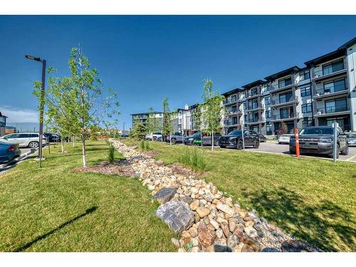 402-30 Sage Hill Walk Nw, Calgary, AB - Outdoor