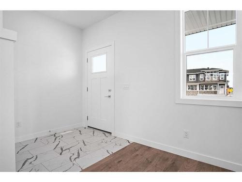 305 Dawson Way, Chestermere, AB - Indoor Photo Showing Other Room