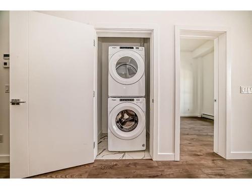 2121-60 Skyview Ranch Road Ne, Calgary, AB - Indoor Photo Showing Laundry Room