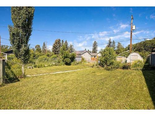 220 3 Avenue Se, High River, AB - Outdoor