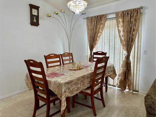 73 Taracove Road Ne, Calgary, AB - Indoor Photo Showing Dining Room