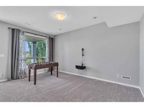 208 Panton Road Nw, Calgary, AB - Indoor Photo Showing Other Room