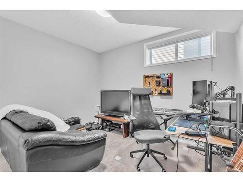 208 Panton Road Nw, Calgary, AB - Indoor Photo Showing Office