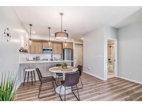 1210-220 Seton Grove Se, Calgary, AB - Indoor