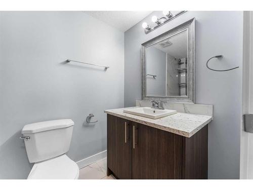 74 Nolanhurst Rise Nw, Calgary, AB - Indoor Photo Showing Bathroom